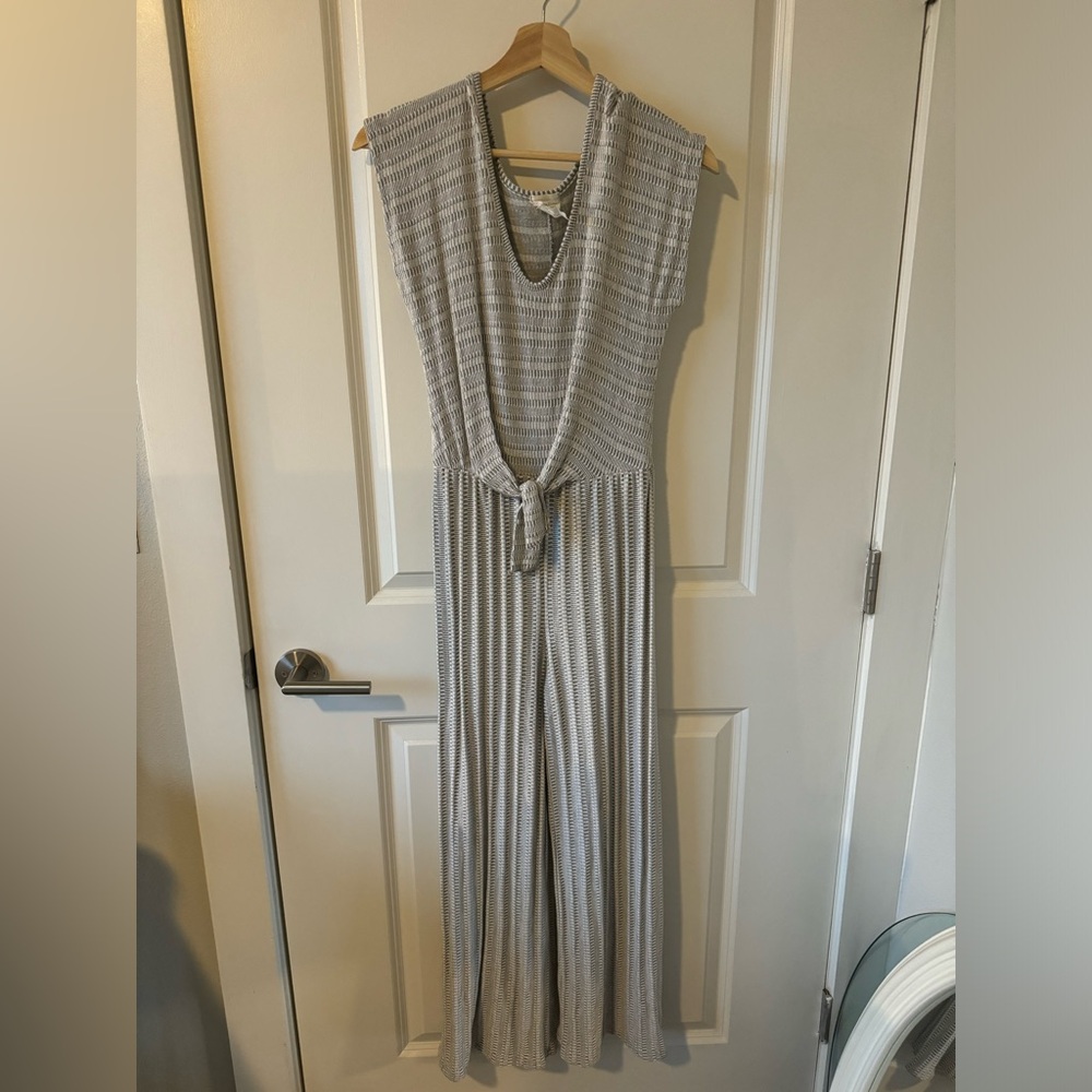 Women’s Gray & White Romper